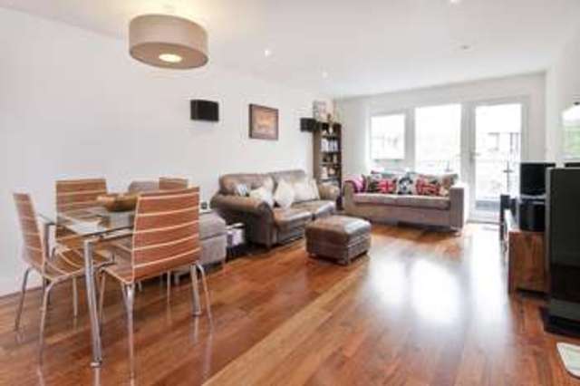  Image of 2 bedroom Flat to rent in Clerkenwell Road London EC1M at Barbican London Goswell Road, EC1M 5PW