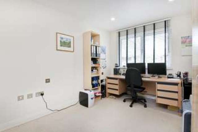  Image of 2 bedroom Flat to rent in Clerkenwell Road London EC1M at Barbican London Goswell Road, EC1M 5PW
