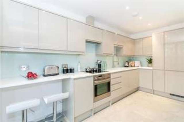  Image of 2 bedroom Flat for sale in Cleveland Gardens London W2 at Bayswater London Queensway, W2 6HA