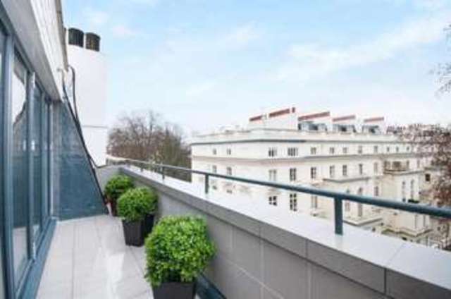  Image of 2 bedroom Flat for sale in Cleveland Gardens London W2 at Bayswater London Queensway, W2 6HA