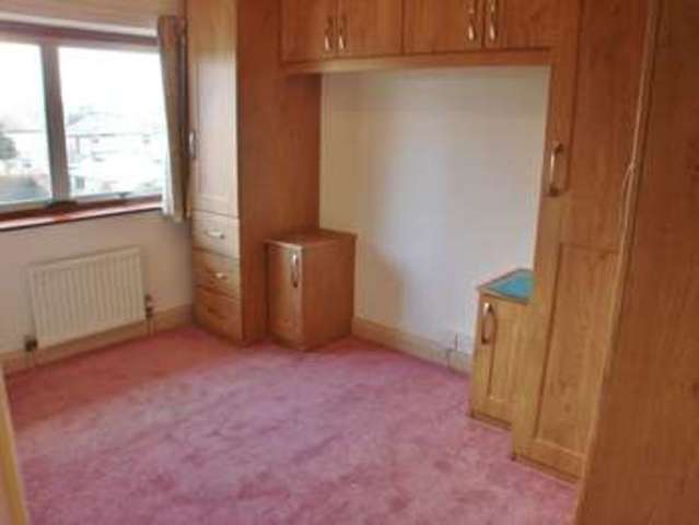  Image of 3 bedroom Semi-Detached house for sale in Cliff Crescent Radcliffe-on-Trent Nottingham NG12 at Cliff Crescent Radcliffe-On-Trent Radcliffe-On-Trent, NG12 1AT