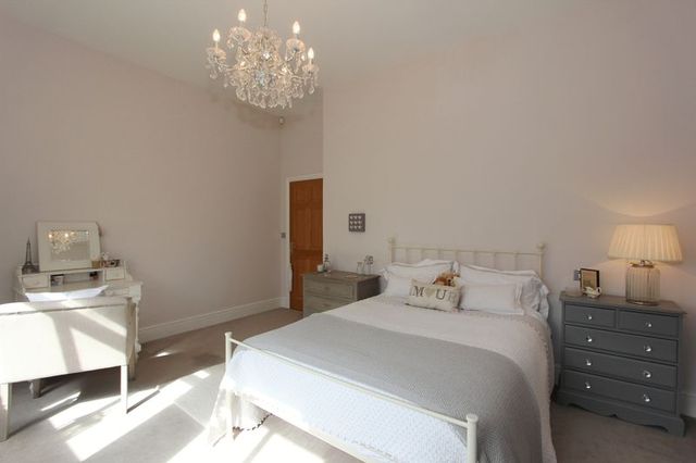  Image of 2 bedroom Flat for sale in Cliftonthorpe Meadows Ashby-De-La-Zouch LE65 at Cliftonthorpe  Ashby-De-La-Zouch, LE65 2US