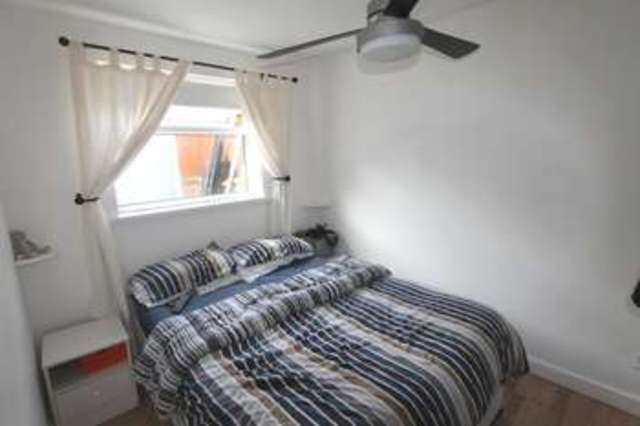  Image of 2 bedroom Ground Flat for sale in Cloverlands Drive Staincross Barnsley S75 at Mapplewell Barnsley Mapplewell, S75 6EB