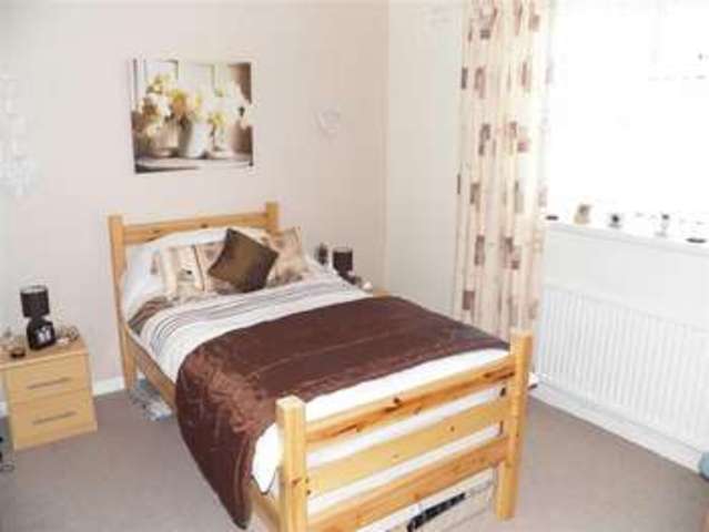  Image of 3 bedroom Property for sale in Clwyd Road Penlan Swansea SA5 at Clwyd Road Penlan Penlan, SA5 7EZ