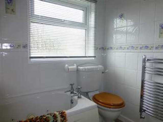  Image of 3 bedroom Semi-Detached house for sale in Clynton Way Ashford TN23 at Ashford Kent Ashford, TN23 5BU