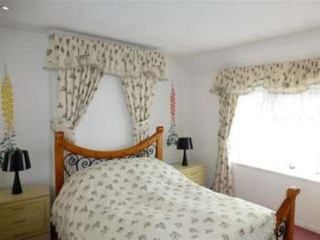  Image of 3 bedroom Semi-Detached house for sale in Clynton Way Ashford TN23 at Ashford Kent Ashford, TN23 5BU