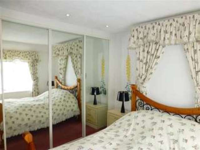  Image of 3 bedroom Semi-Detached house for sale in Clynton Way Ashford TN23 at Ashford Kent Ashford, TN23 5BU