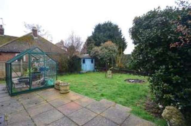  Image of 2 bedroom Bungalow for sale in Coast Drive Greatstone New Romney TN28 at Greatstone Kent Greatstone, TN28 8NX