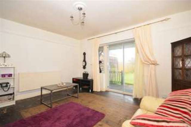 Image of 2 bedroom Bungalow for sale in Coast Drive Greatstone New Romney TN28 at Greatstone Kent Greatstone, TN28 8NX