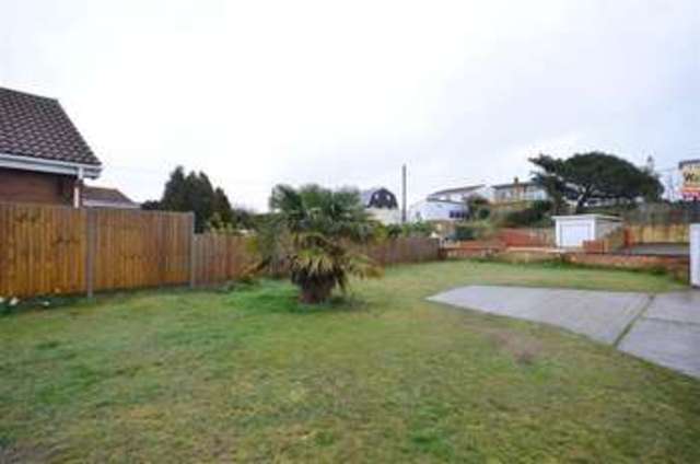  Image of 2 bedroom Bungalow for sale in Coast Drive Greatstone New Romney TN28 at Greatstone Kent Greatstone, TN28 8NX