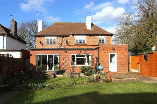  Image of 4 bedroom Detached house for sale in Wolverhampton Road Codsall Wolverhampton WV8 at 22 Wolverhampton Road Codsall Wolverhampton, WV8 1PP