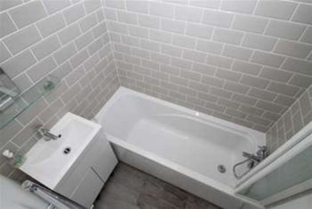  Image of 3 bedroom Detached house to rent in Combe Avenue London SE3 at London, SE3 7PZ