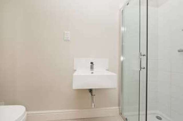  Image of 1 bedroom Flat to rent in Comeragh Road London W14 at Comeragh Road  London, W14 9HS