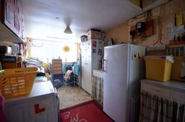  Image of 3 bedroom Semi-Detached house for sale in Connolly Drive Carterton OX18 at Connolly Drive  Carterton, OX18 1BH