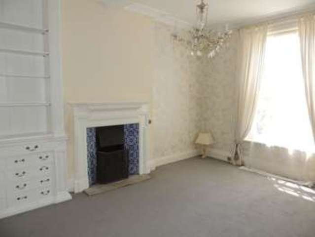  Image of 2 bedroom Flat for sale in Copyhold Lane Winterbourne Abbas Dorchester DT2 at Copyhold Lane Winterbourne Abbas Dorchester, DT2 9LT