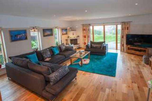  Image of 4 bedroom Detached house for sale in North Cliffe Tenby SA70 at Tenby Pembrokeshire Tenby, SA70 8AT