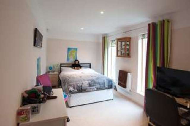  Image of 4 bedroom Detached house for sale in North Cliffe Tenby SA70 at Tenby Pembrokeshire Tenby, SA70 8AT