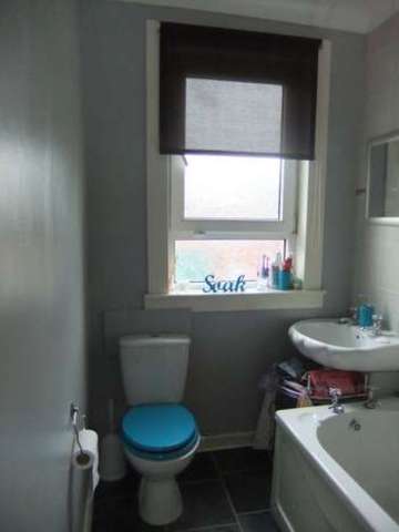  Image of 2 bedroom Apartment to rent in Cornhill Drive Coatbridge ML5 at Cornhill Drive Gartsherrie Coatbridge, ML5 1RU