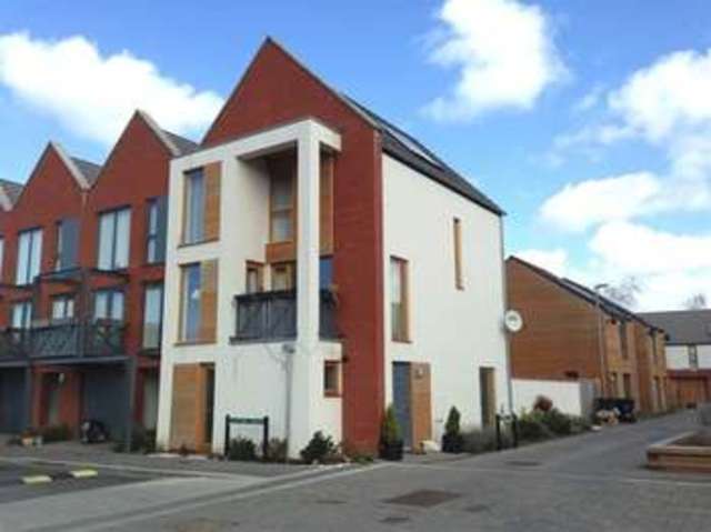  Image of 4 bedroom Semi-Detached house for sale in Couture Grove Street BA16 at Street, BA16 0GA
