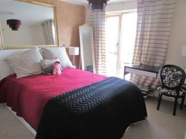  Image of 4 bedroom Semi-Detached house for sale in Couture Grove Street BA16 at Street, BA16 0GA