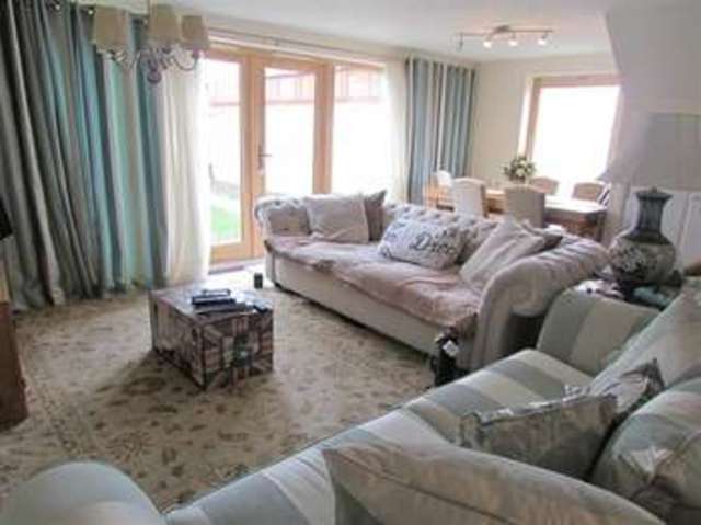  Image of 4 bedroom Semi-Detached house for sale in Couture Grove Street BA16 at Street, BA16 0GA