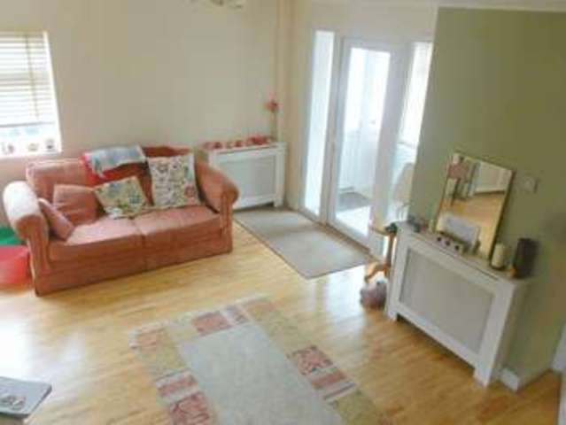  Image of 3 bedroom Semi-Detached house to rent in Cowper Road Hemel Hempstead HP1 at Cowper Road  Hemel Hempstead, HP1 1PF