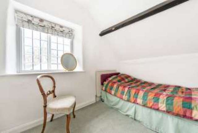  Image of 4 bedroom Property for sale in Coxwell Street Cirencester GL7 at Cirencester Cirencester, GL7 2BH