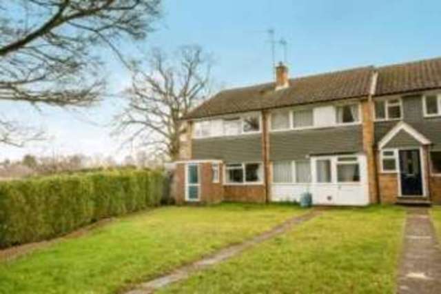  Image of 3 bedroom End of Terrace for sale in Cranleigh Mead Cranleigh GU6 at Cranleigh Surrey Cranleigh, GU6 7JS