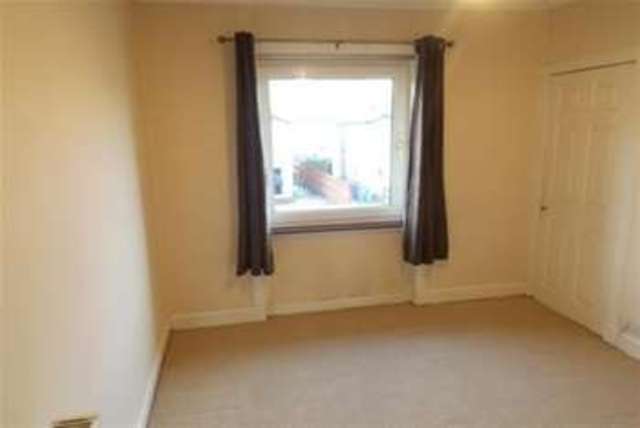  Image of 2 bedroom Flat to rent in Crofthill Road Glasgow G44 at Glasgow, G44 5NP
