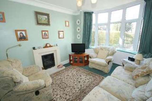  Image of 4 bedroom Detached house for sale in Cromwell Lane Coventry CV4 at Cromwell Lane  Burton Green, CV4 8AN