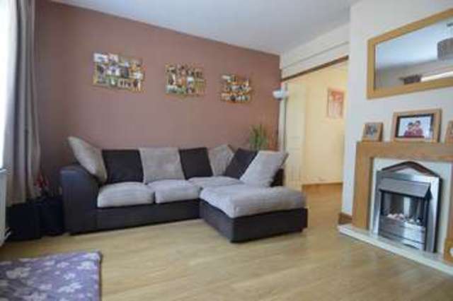  Image of 3 bedroom Terraced house to rent in Cropredy Road Northfield Birmingham B31 at Cropredy Road Northfield Birmingham, B31 3QU