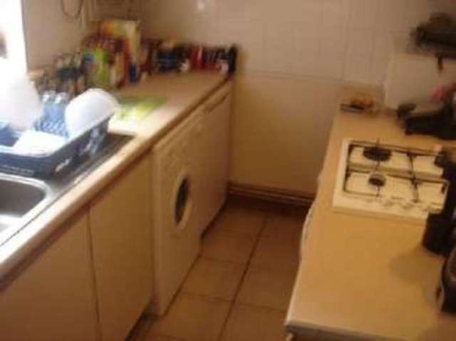  Image of 6 bedroom House Share to rent in Croydon Road Bournbrook Birmingham B29 at Selly Oak Bristol Selly Oak, B29 7BP