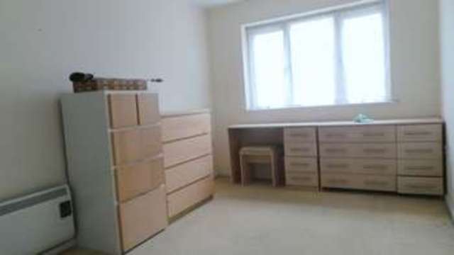  Image of 2 bedroom Flat for sale in Culpepper Close London N18 at Culpepper Close  Edmonton, N18 2DE