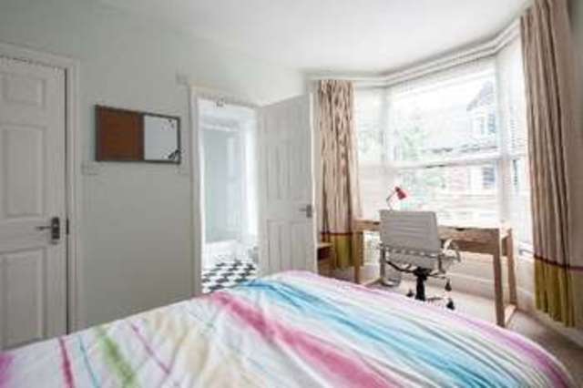  Image of 6 bedroom House Share to rent in Cycle Road Lenton Nottingham NG7 at Lenton Bristol Lenton, NG7 2DT
