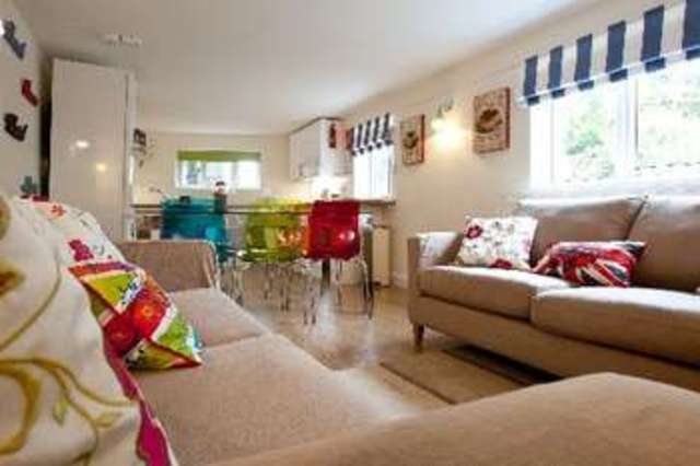  Image of 6 bedroom House Share to rent in Cycle Road Lenton Nottingham NG7 at Lenton Bristol Lenton, NG7 2DT