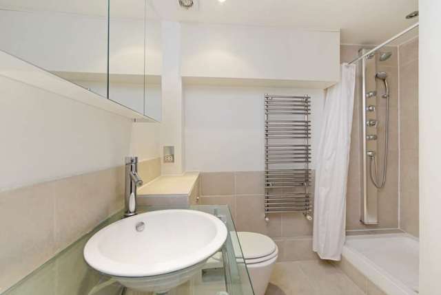  Image of 2 bedroom Flat to rent in Dawes Road London SW6 at Dawes Road Fulham London, SW6 7RQ
