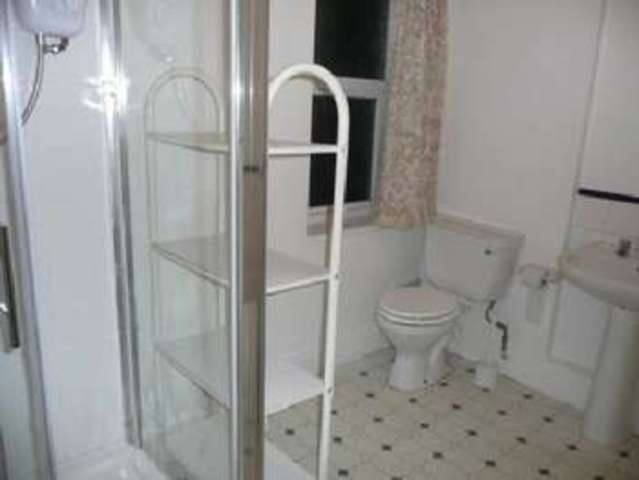  Image of 5 bedroom House Share to rent in Dawlish Road Selly Oak Birmingham B29 at Selly Oak Bristol Selly Oak, B29 7AU