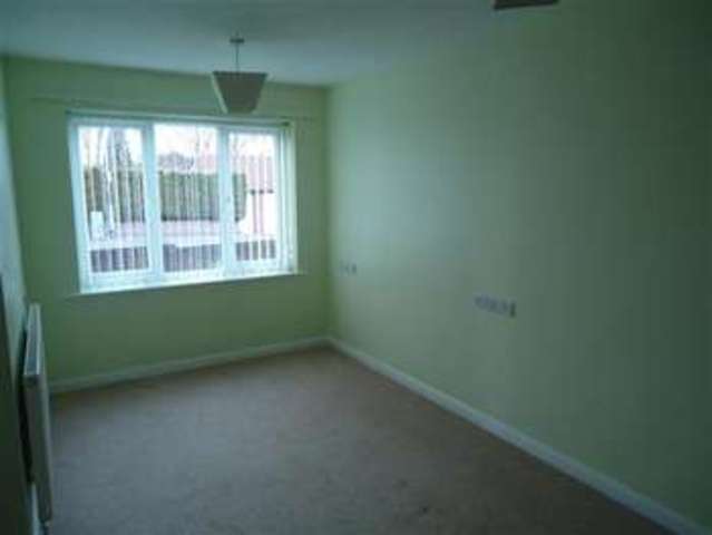  Image of 1 bedroom Cluster House to rent in Deepweir Gardens Caldicot NP26 at Caldicot, NP26 5QJ