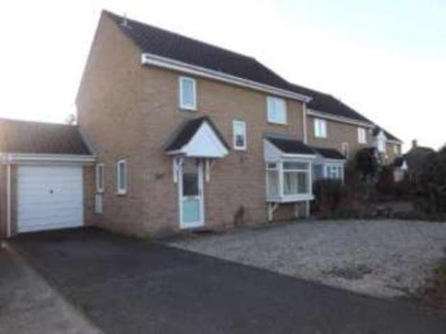  Image of 3 bedroom Detached house for sale in Dells Lane Biggleswade SG18 at Biggleswade Bedfordshire Biggleswade, SG18 8HN