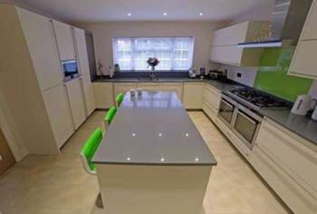 Image of 5 bedroom Detached house for sale in Denehurst Close Barnt Green Birmingham B45 at Denehurst Close Barnt Green Birmingham, B45 8HR