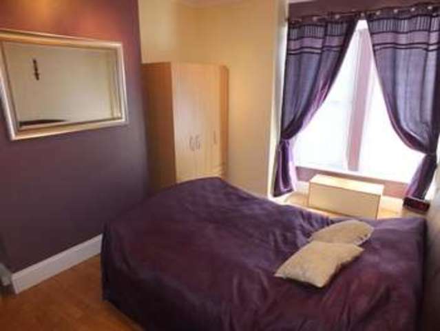  Image of 4 bedroom Terraced house for sale in Dewsland Street Milford Haven SA73 at Milford Haven Pembrokeshire Milford Haven, SA73 2AU