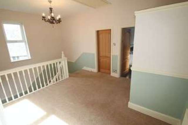  Image of 4 bedroom Detached house to rent in Old Hall Drive Newcastle-under-Lyme ST5 at Dimsdale Hall Drive Wolstanton Newcastle, ST5 9DZ