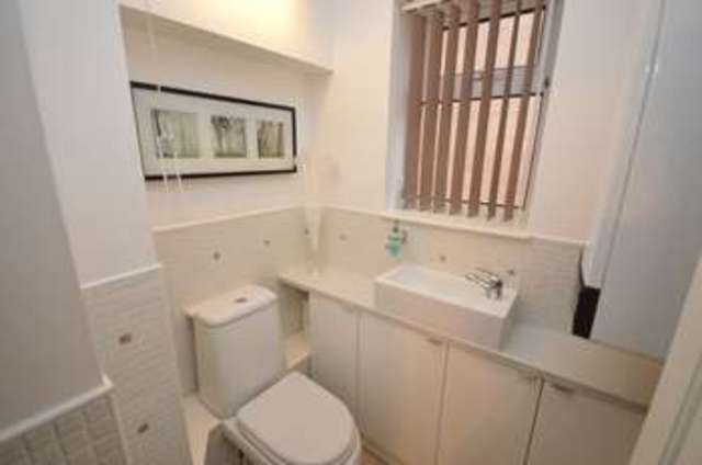  Image of 4 bedroom Detached house for sale in Douglas Crescent Houghton Regis Dunstable LU5 at Douglas Crescent  Houghton Regis, LU5 5AT
