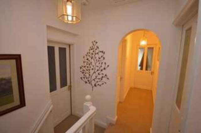  Image of 4 bedroom Detached house for sale in Douglas Crescent Houghton Regis Dunstable LU5 at Douglas Crescent  Houghton Regis, LU5 5AT