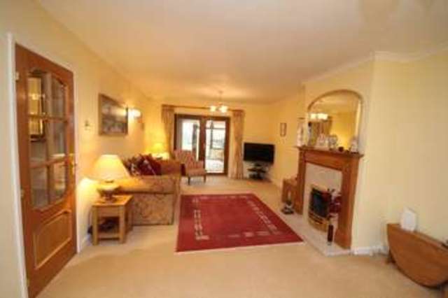  Image of 4 bedroom Detached house for sale in Dragon Road Winterbourne Bristol BS36 at Winterbourne Bristol Winterbourne, BS36 1BJ