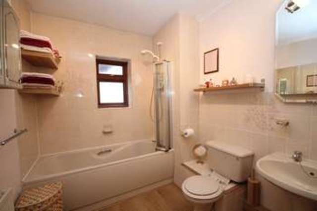  Image of 4 bedroom Detached house for sale in Dragon Road Winterbourne Bristol BS36 at Winterbourne Bristol Winterbourne, BS36 1BJ