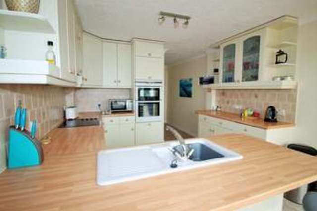  Image of 5 bedroom Detached house for sale in Augustine Road Drayton Portsmouth PO6 at Drayton Portsmouth Hampshire, PO6 1HZ