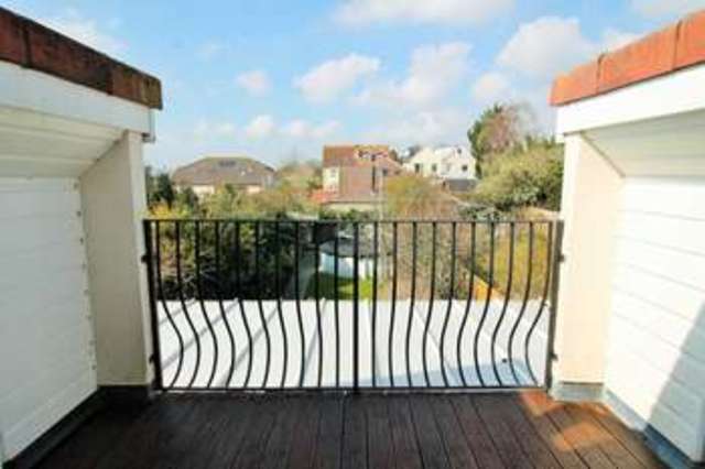  Image of 5 bedroom Detached house for sale in Augustine Road Drayton Portsmouth PO6 at Drayton Portsmouth Hampshire, PO6 1HZ