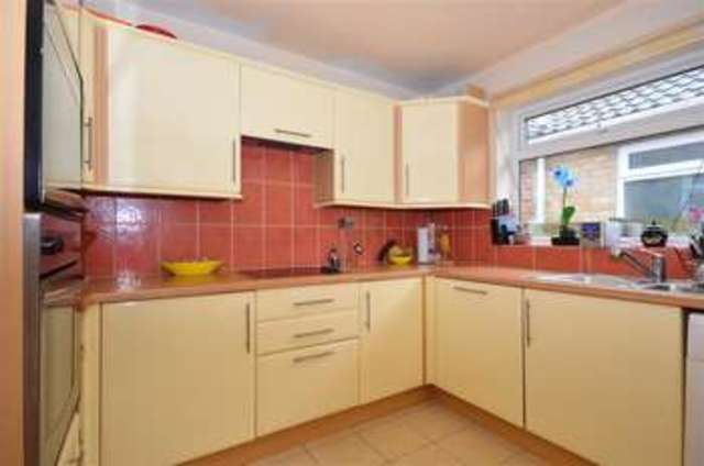  Image of 3 bedroom Bungalow for sale in Dunes Road Greatstone New Romney TN28 at Greatstone Kent Greatstone, TN28 8SN