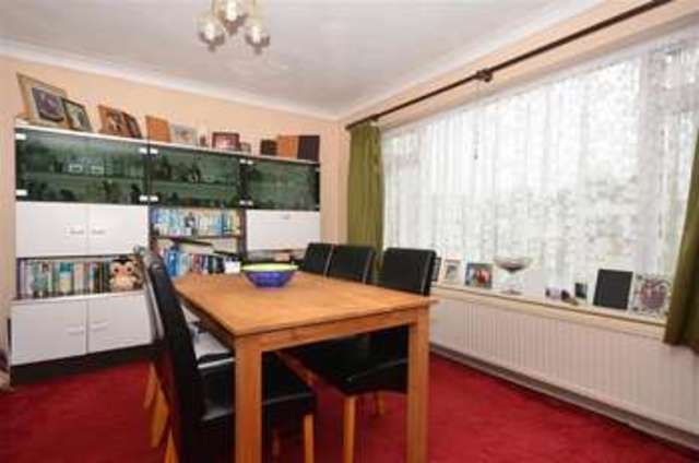  Image of 3 bedroom Bungalow for sale in Dunes Road Greatstone New Romney TN28 at Greatstone Kent Greatstone, TN28 8SN
